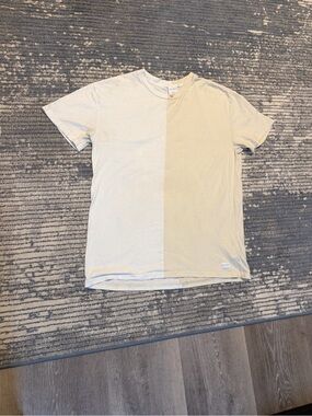 Thalian Two-Tone Cream & Beige Short Sleeve Crewneck Tee